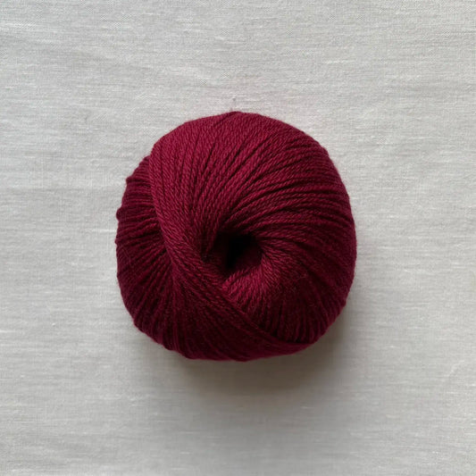 pelote de laine mérinos à tricoter de la marque fonty, de couleur bordeaux