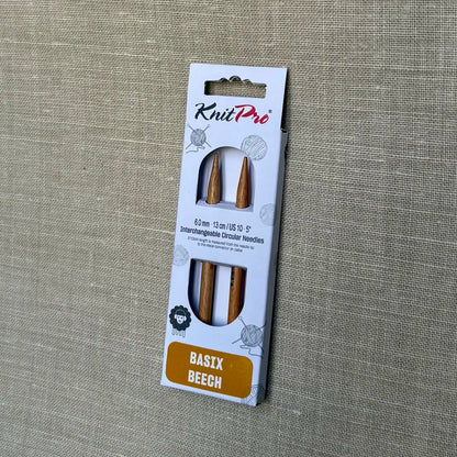 emballage d'aiguilles circulaires interchangeables taille 6 mm basix knit pro sur fond lin beige par tricotant