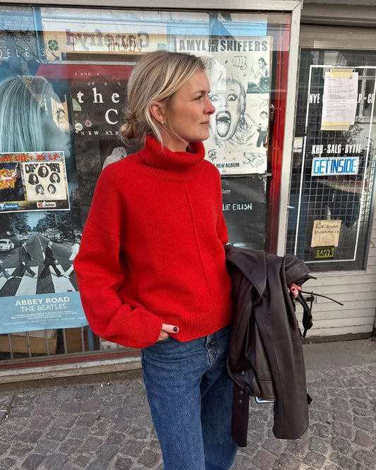 Scarlet Sweater - Petite Knit